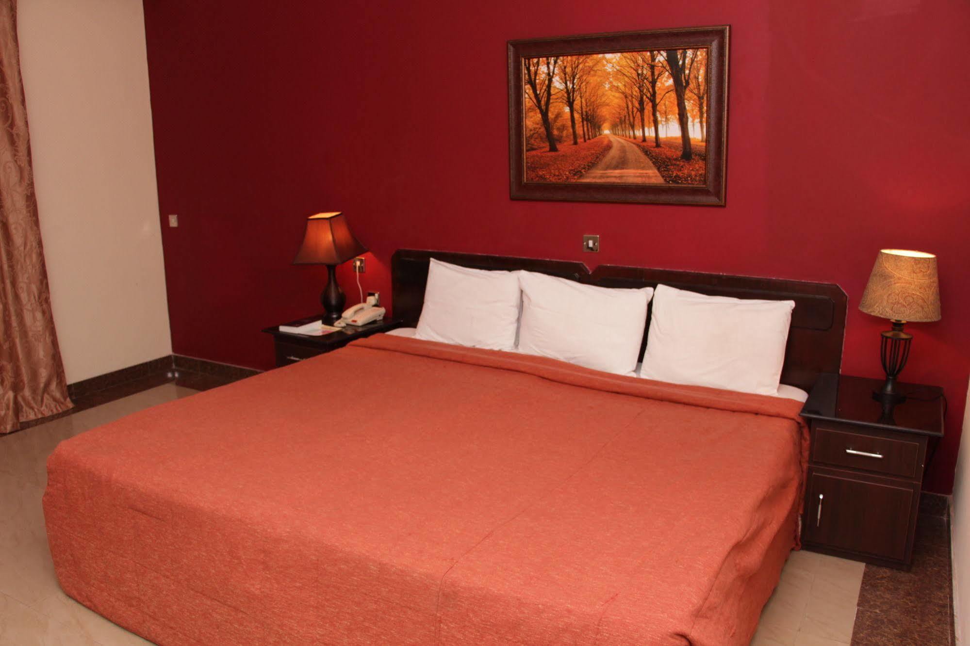 Agura Hotel Abuja Exterior photo
